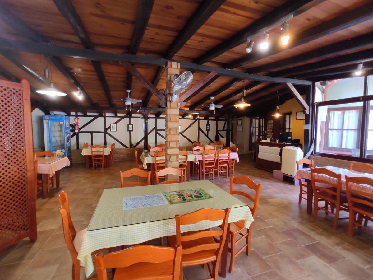 Camping El Pinajarro Hervás Екстериор снимка