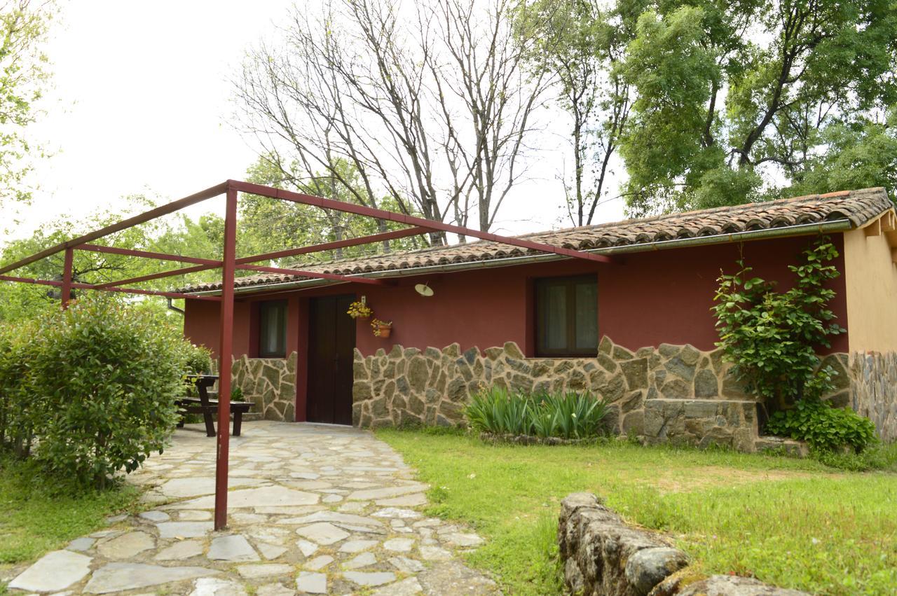 Camping El Pinajarro Hervás Екстериор снимка